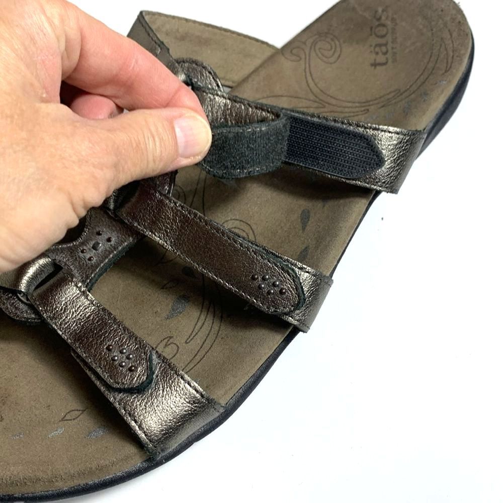 Taos Women's Bronze Metallic Leather Strappy Slide Comfort Sandal Size 11 - Picture 6 of 10